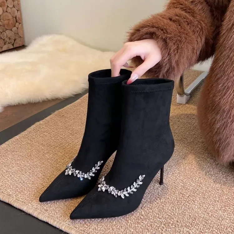 秋冬新款高级感水钻气质弹力瘦瘦靴 95696