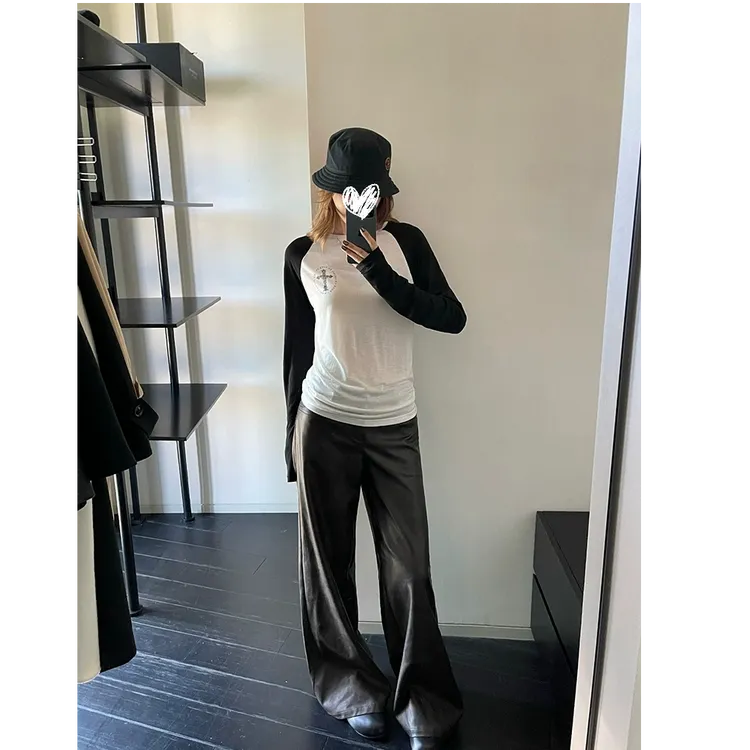 撞色圆领长袖T恤女印花打底衫上衣#Y8600