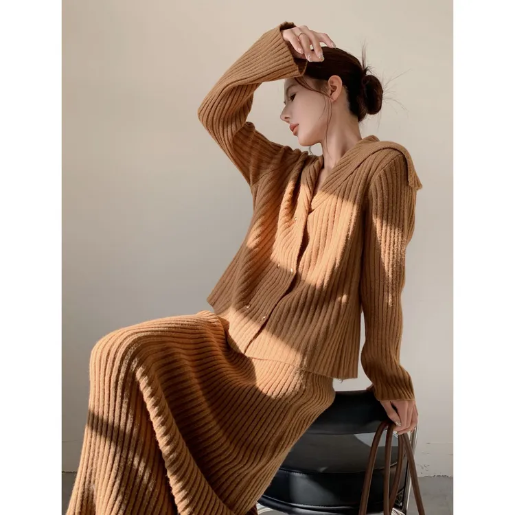 法式慵懒风时尚套装秋冬新款翻领针织开衫上衣+毛衣半身裙两件套