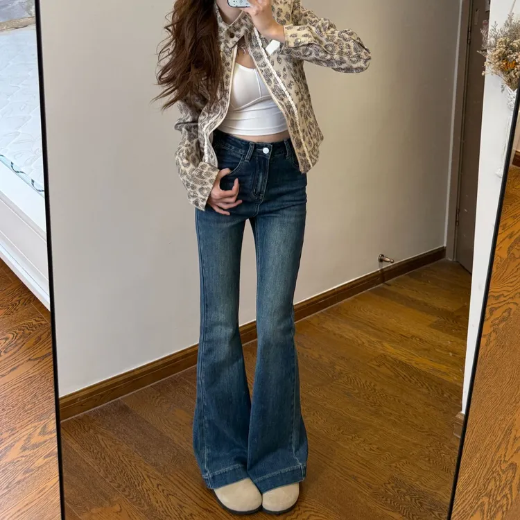 复古水洗微喇牛仔裤女2025新款辣妹高腰修身显瘦百搭马蹄喇叭裤子