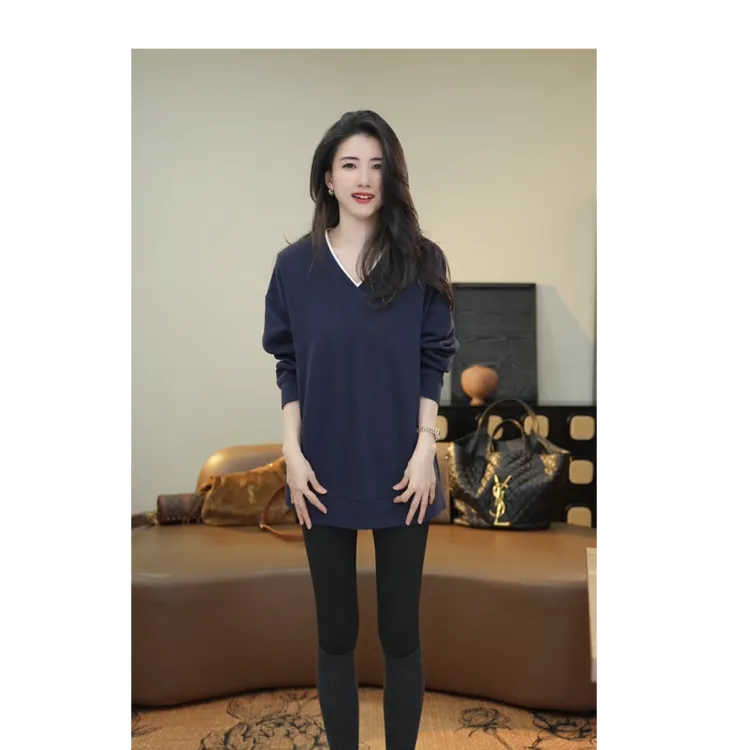 小乖逃双色！宽松休闲 藏蓝V领卫衣 后背字母  百搭C116