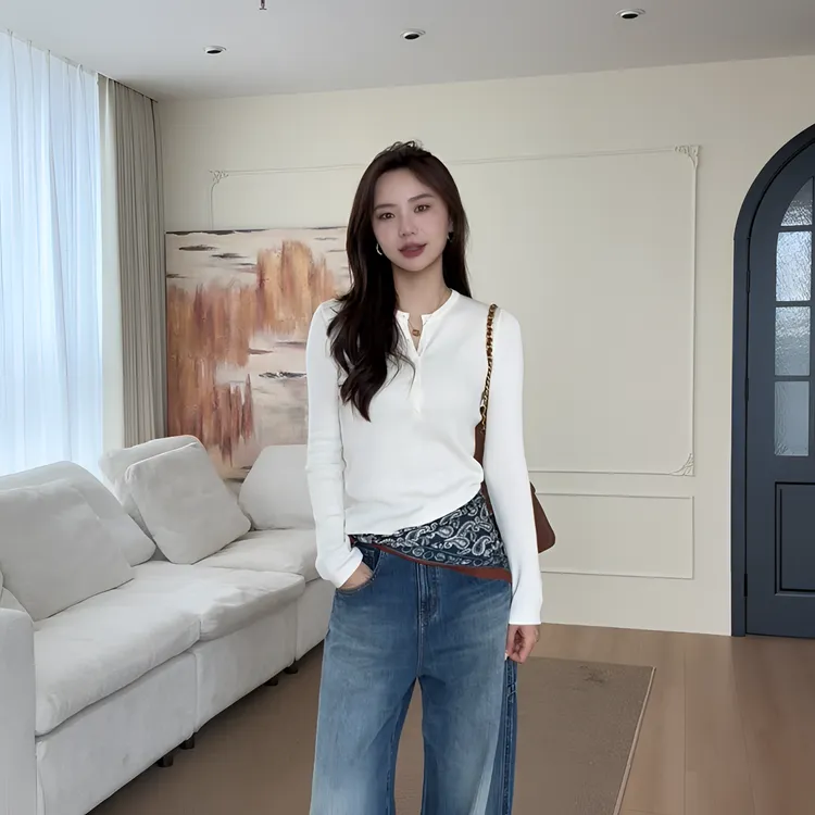 【余欢欢】早秋时尚休闲百搭气质半纽扣小圆领针织长袖-YHW50588