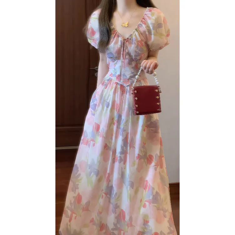 法式温柔浪漫优雅气质V领碎花连衣裙泡泡袖系带收腰显瘦长裙9576