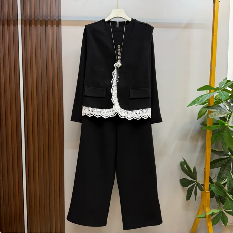新款大码女装时尚洋气纯色高档蕾丝花边拼接马甲打底衫裤子三件套