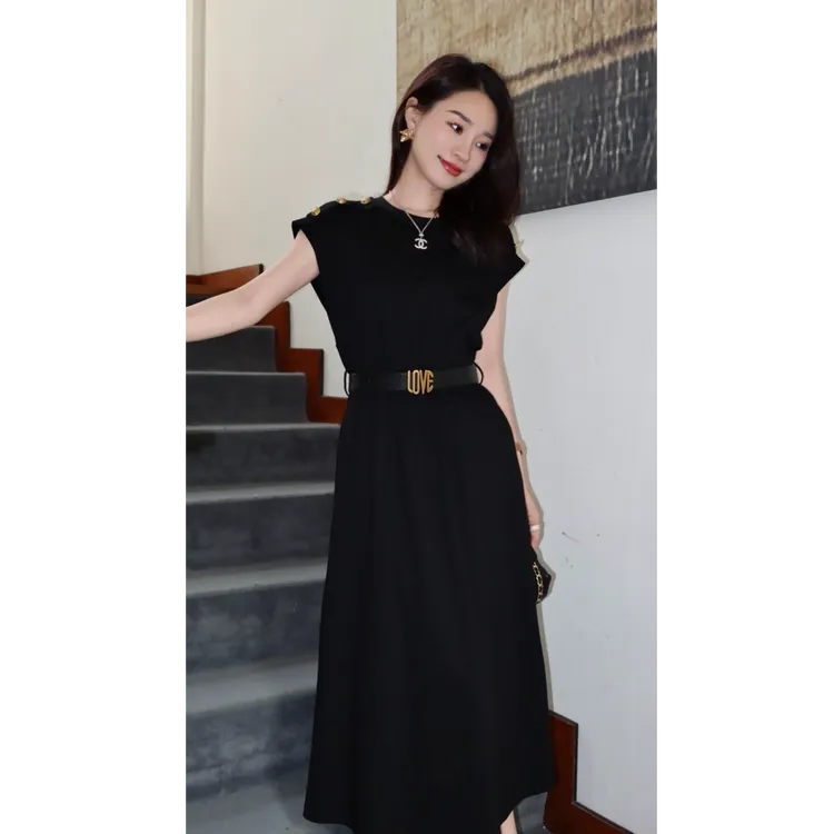 HELA AOMI“经典黑裙”法式优雅小黑裙肌理感休闲连衣裙CY5BB72650