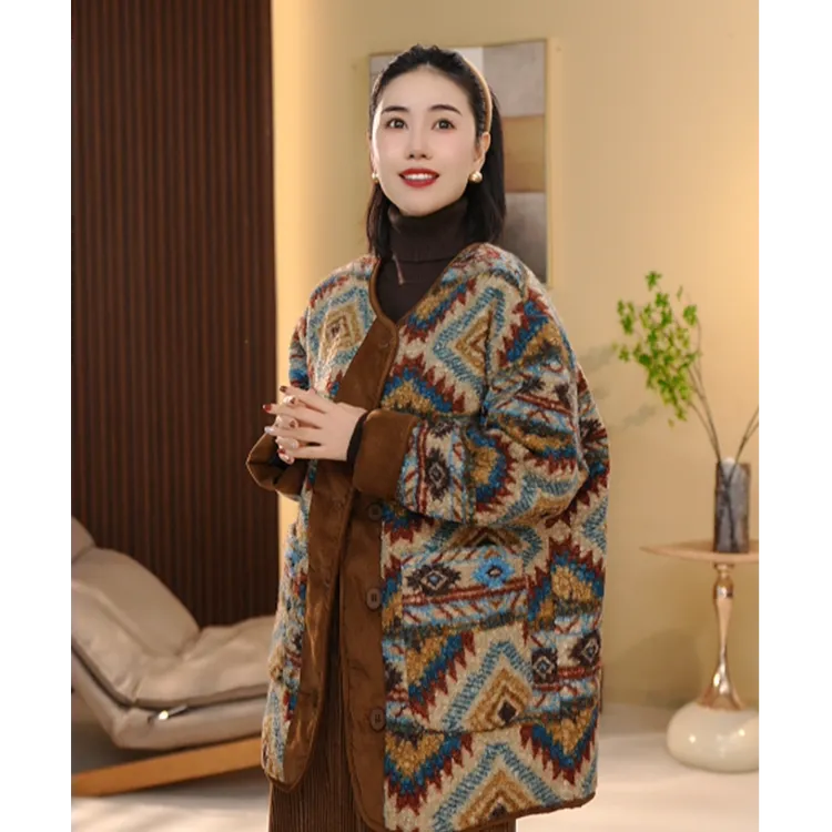 BEIJU 2025新款复古民族风气质百搭高级感几何图案短外套女5646