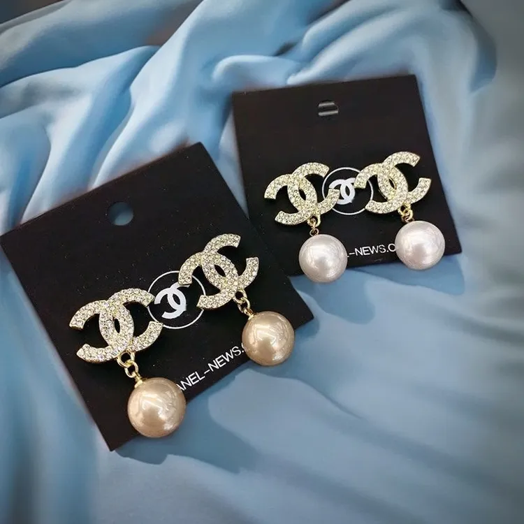 磁铁耳饰 气质小香风流行耳环女奢华耳钉小众设计高级感耳饰品