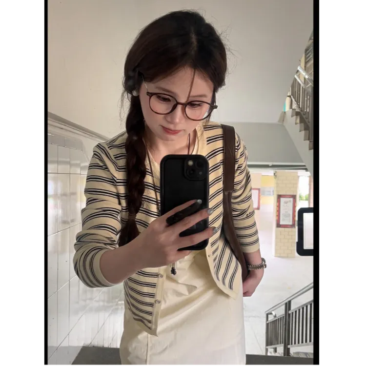 2025春季新款时尚气质百搭圆领针织开衫内搭A字短款连衣裙两件套