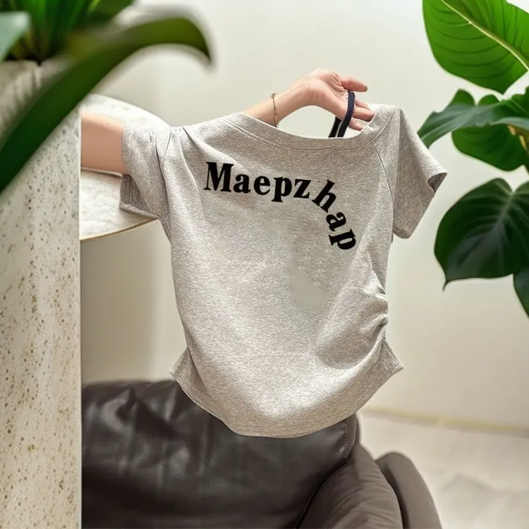 【ZHAP】斜肩吊带短袖t恤女露肩浅灰色chic爆款通勤欧美风百搭上衣