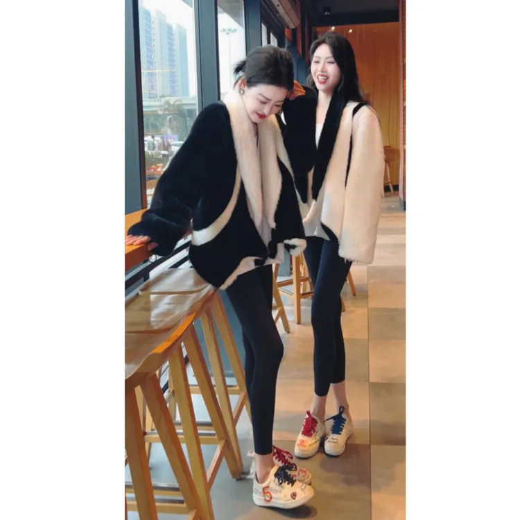 高级洋气冬季小香风轻奢减龄皮毛一体外套G0255