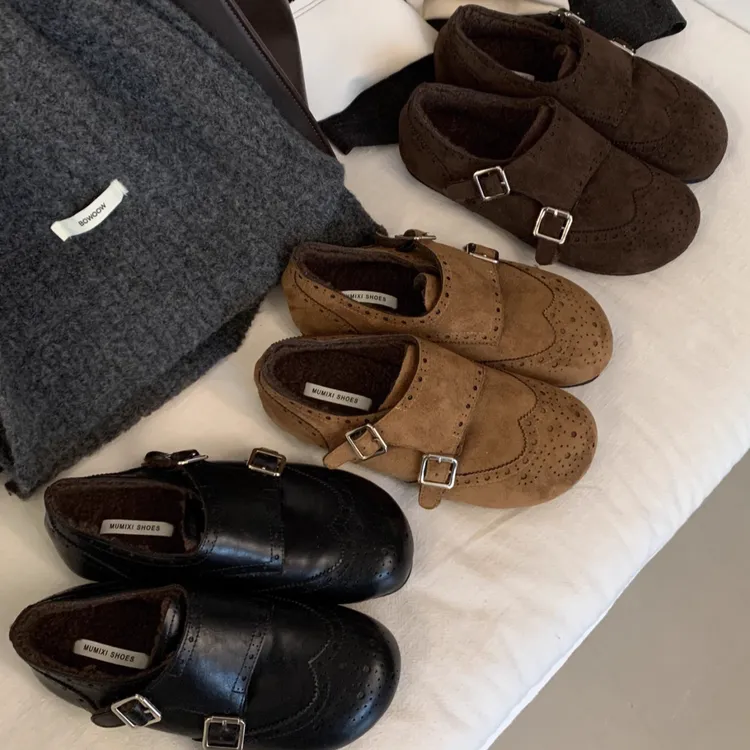 英伦风复古雕花加绒乐福鞋女2025新款秋冬季布洛克绒面雕花小皮鞋