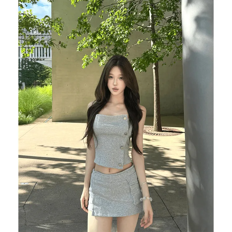 千金清冷感贵系衣服收腰抹胸背心上衣女立体口袋半身裙包臀裙套装