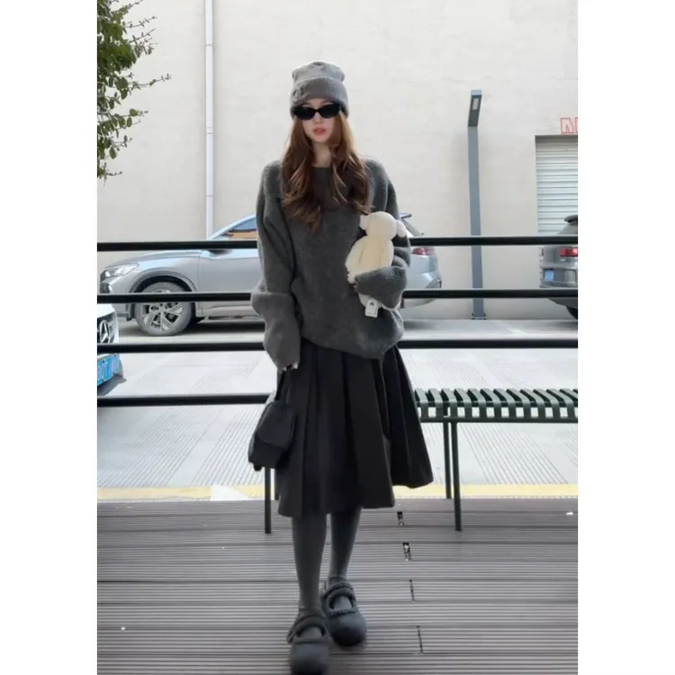 MARIE.COCO新款韩系温柔风针织衫叠穿马甲棉服高腰半身裙气质套装