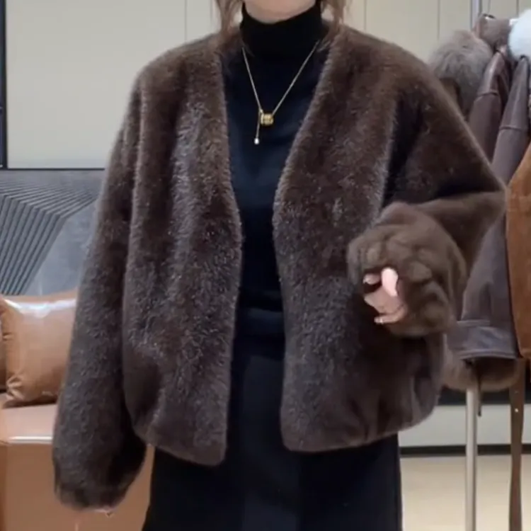 冬季新款V领显瘦毛毛外套保暖女士高级感上衣LK2508760