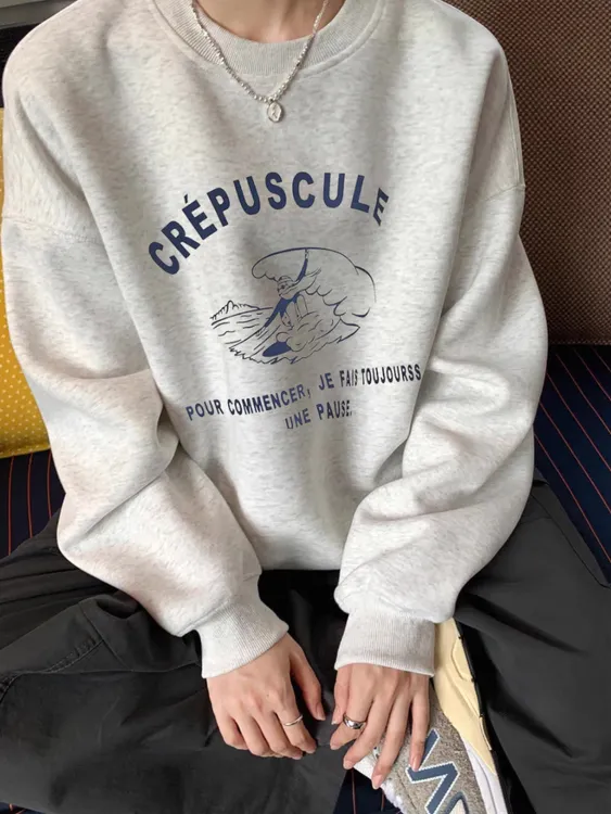 美式复古字母印花圆领卫衣女春秋薄款宽松慵懒风chic百搭套头上衣