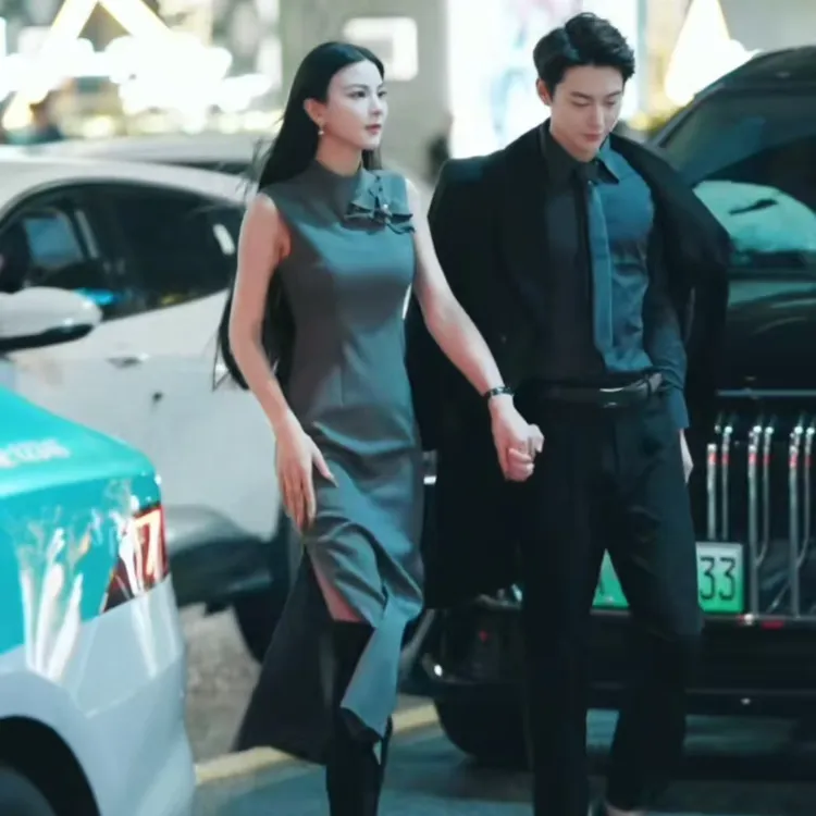 魏元高定/秋季新款无袖双开叉旗袍-0812