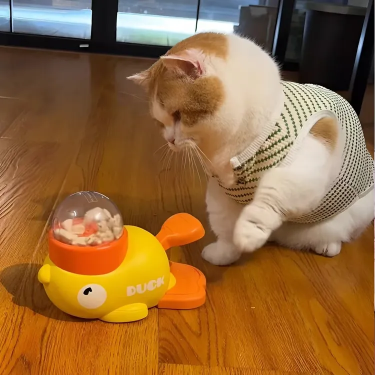 新款小黄鸭冻干喂食器益智狗狗宠物玩具互动逗猫猫狗粮投食漏食器