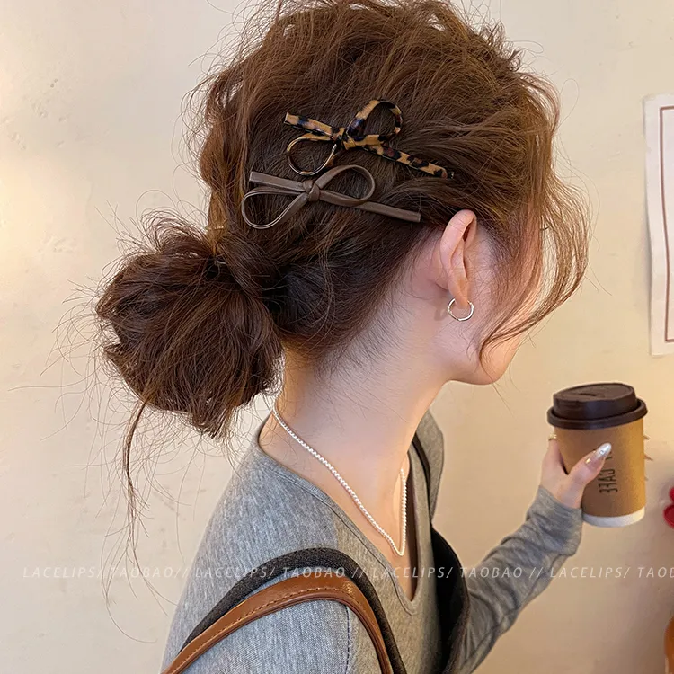 皮质蝴蝶结侧边夹发夹女高端一字发卡2025新款碎发刘海夹前额发饰