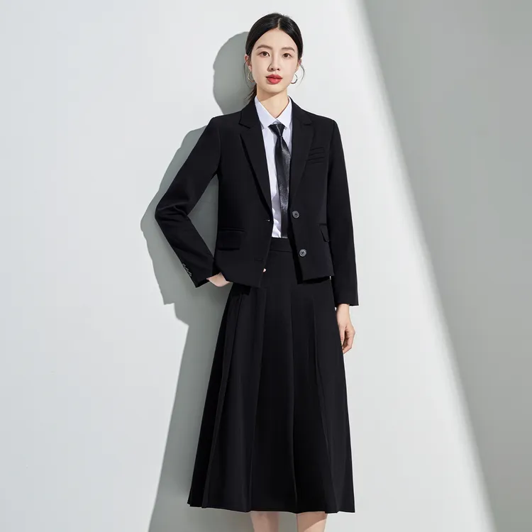 高级感黑色短款西装套装裙女春秋职业装面试气质小西服外套小个子