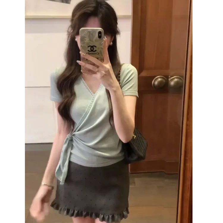 AMI.FS  2025新款设计感绑带短袖女夏装显瘦简约波点半身裙两件套