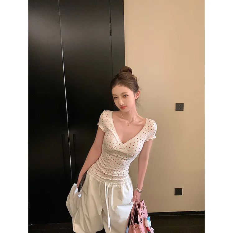 【6米运补】DONGDONG~古早小野豹辣妹蕾丝低V领豹纹T恤短袖打底上衣ol内搭女