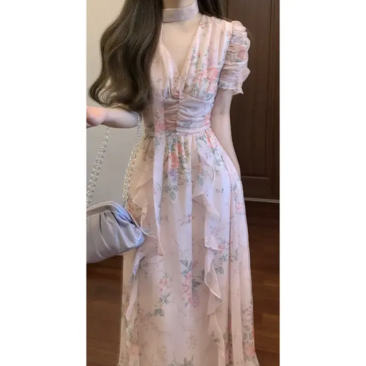 娇柔蔷薇法式温柔绝美粉色碎花荷叶边V领飘带连衣裙泡泡袖长裙