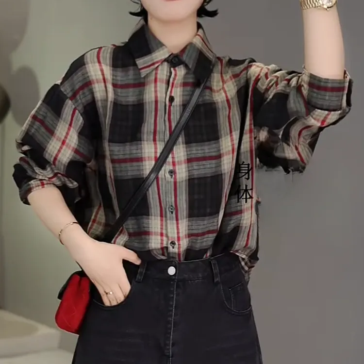 【琥珀流光】早秋撞色条纹格子休闲不规则下摆宽松衬衫LK2505641