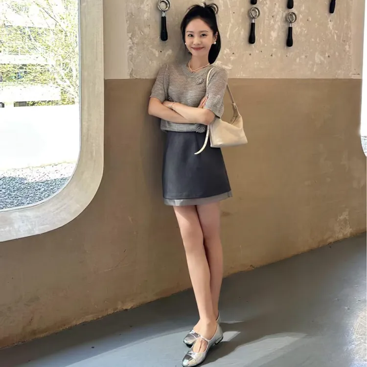 夏季新款网红洋气炸街女装高级感时尚舒适上衣设计气质显瘦短裙