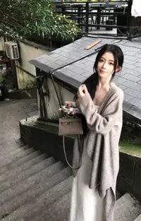 Pz【暮织秋笙】羊毛披肩针织外套花朵吊带裙慵懒松弛温柔气质套装