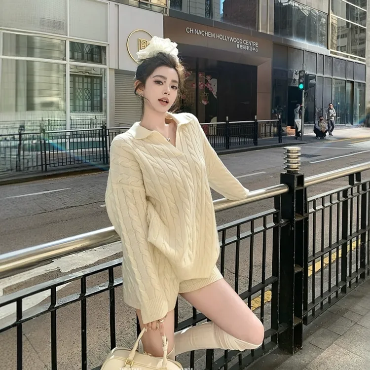 高奢感麻花毛衣套装女秋冬新款慵懒风宽松百搭针织短裤两件套洋气