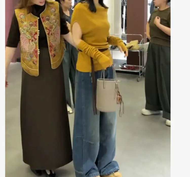 时尚潮流百搭精品女装dgd4812