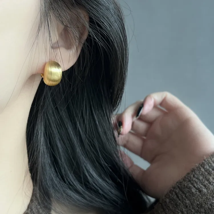 925银针耳饰 金色拉丝豌豆轻奢贵气高级百搭耳环气质简约冷淡风
