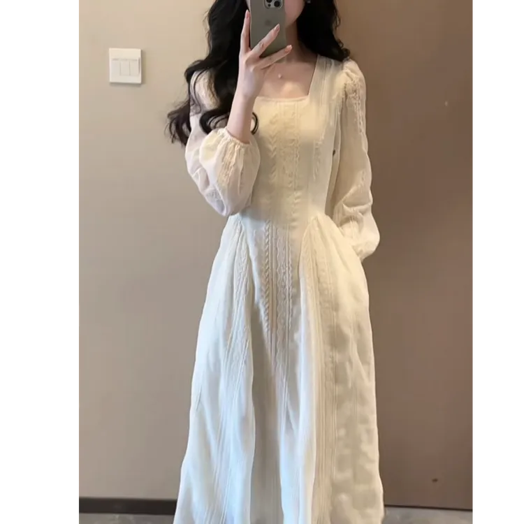 【逗逗专属】 8381#法式温柔杏雨梨云方领裙子女秋新款韩系千金感收腰气质长裙