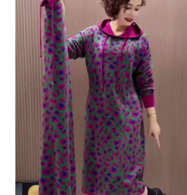 2025洋气新款时尚女装网红高级感休闲爆款宽松妈妈装连衣裙iiu