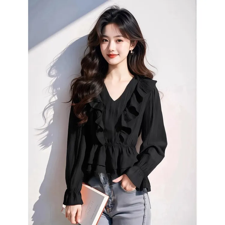 黑色显瘦衬衫春装女2025年新款爆款小衫独特超好看荷叶边v领上衣