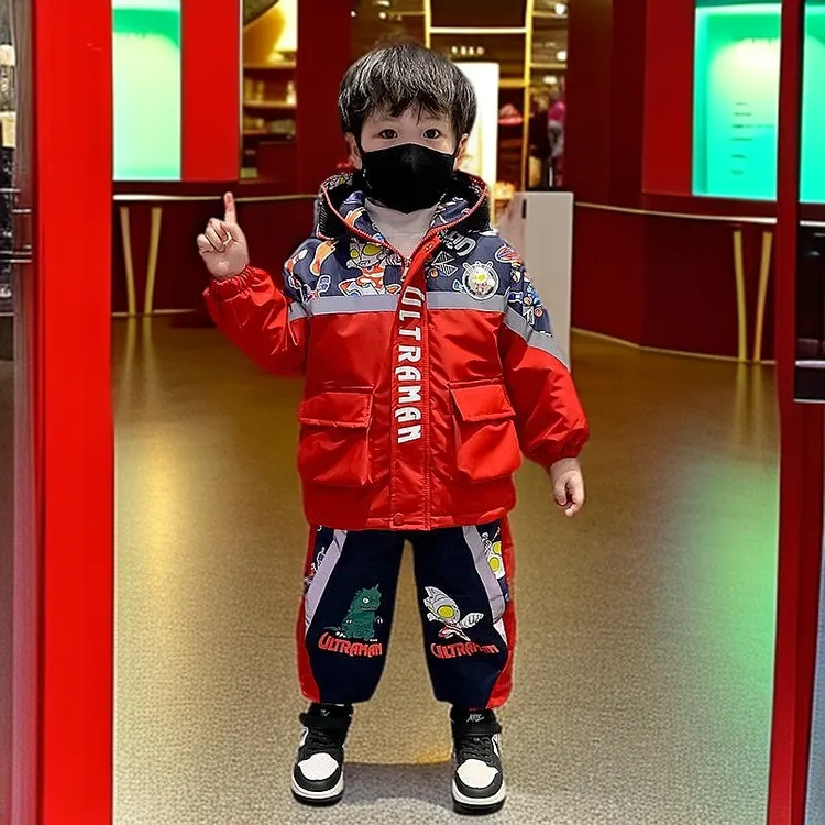 奥特曼衣服男童加绒套装2025新款秋冬儿童冲锋衣时尚潮男痞帅童装