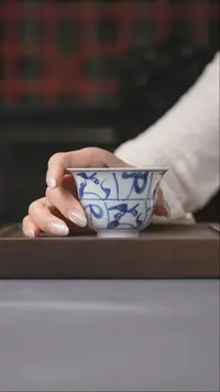 宁封窑刀字纹铃铛杯