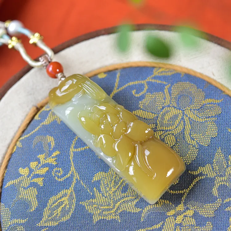 和田玉糖料玉花开富贵吊坠男女款玉石项链挂件