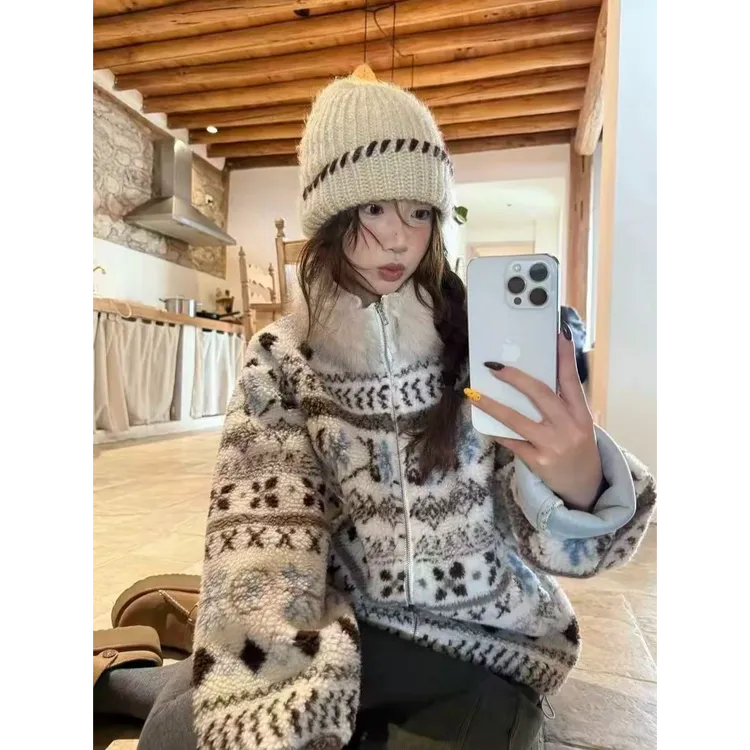 韩系费尔岛毛领外套女2025冬季新款复古港风保暖加厚羊羔毛夹克潮