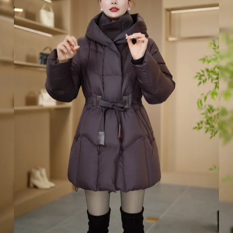 冬季新款优雅时尚百搭气质显瘦减龄休闲白鸭绒羽绒服