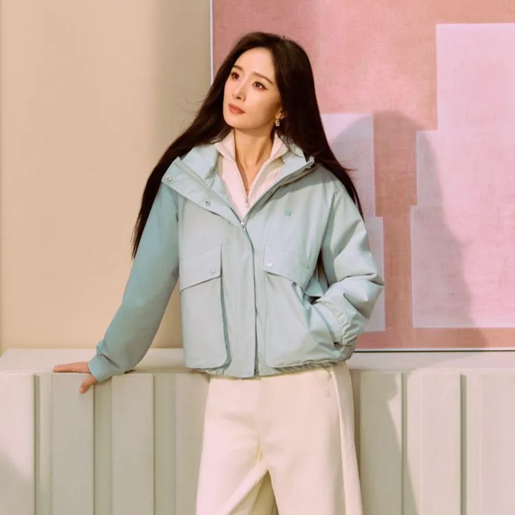 【防水防污】斐乐女装冬季时尚宽松保暖杨幂同款连帽棉服F11W613904