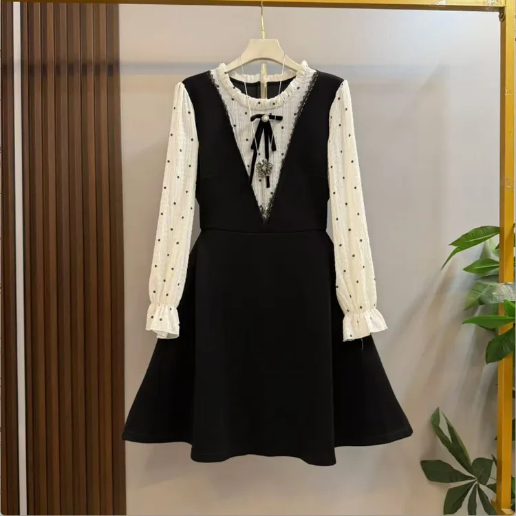 新款大码女装时尚洋气法式千金少女风拼接显瘦长袖连衣裙