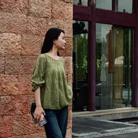 HELAAOMI“慵懒松茶”高端亲肤绵羊毛莱赛尔山羊绒上衣CY5CM32584