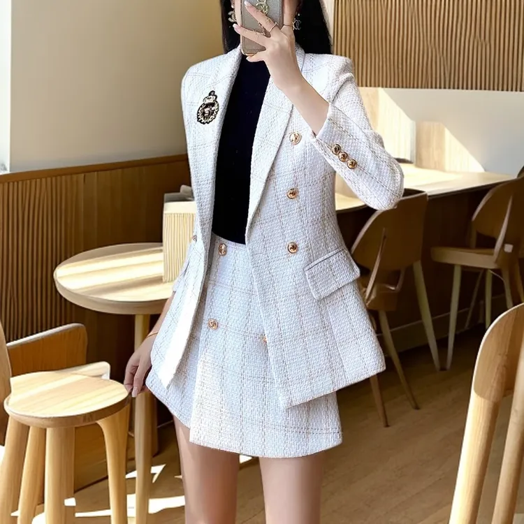 西装外套女白色格子高级感小个子今年流行小西服上衣洋气时尚品质