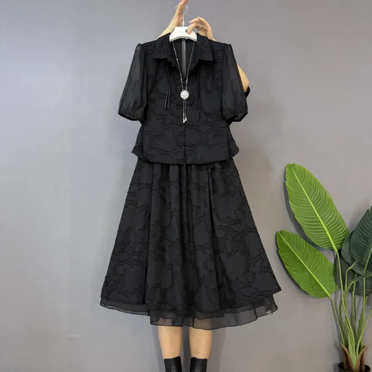 新款大码女装时尚洋气复古盘扣上衣十半身裙两件套套装