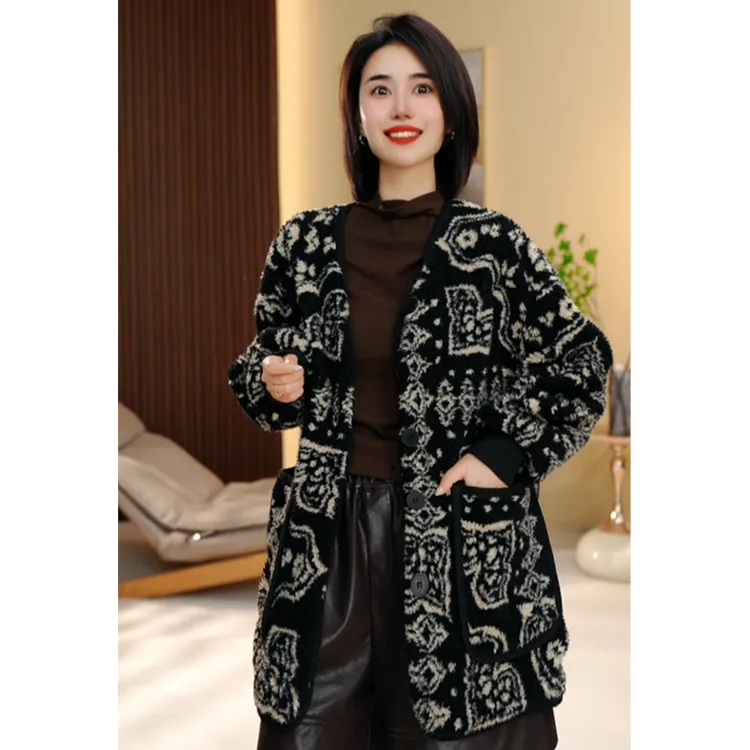 BEIJU 2025新款时尚气质颗粒绒宽松雪花软糯黑色休闲款外套女8008