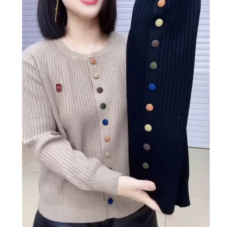 彩色扣针织开衫圆领设计宽松百搭时尚薄款女外套秋冬新款洋气上衣