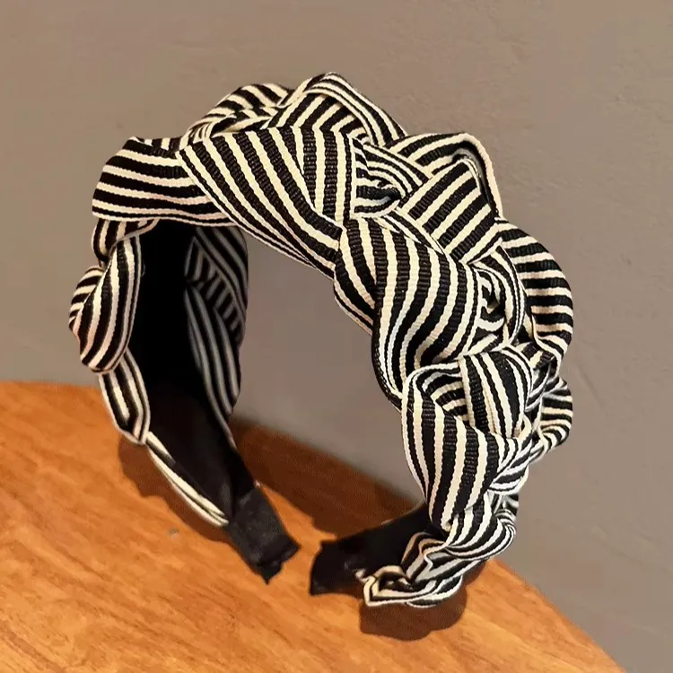 发箍2025爆款洋气高级感休闲港风小香风少女发箍饰品网红宽边时尚