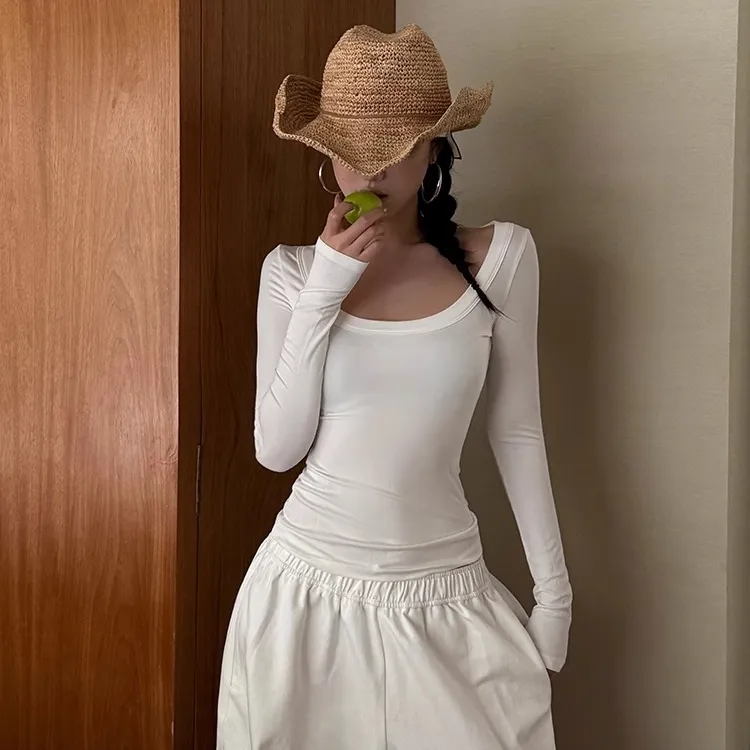 春秋慵懒风U领纯色内搭长袖T恤女性感紧身低领上衣休闲百搭打底衫