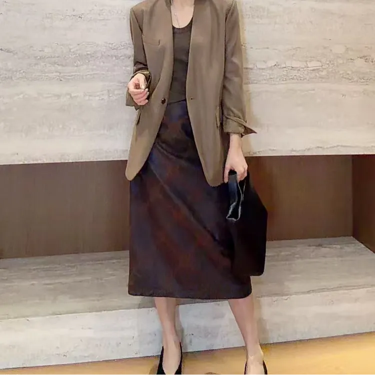 TANTAN 气质时尚复古通勤中长款秋季半身裙3327